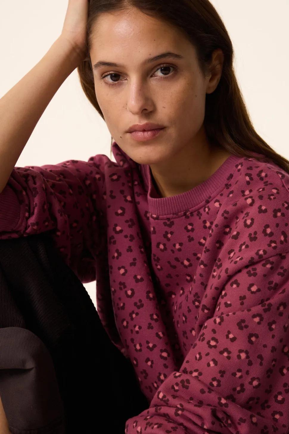 Sweat Hanita Leo Bruyere